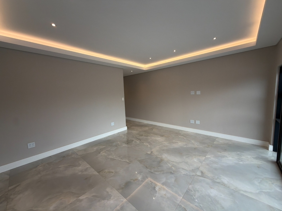 5 Bedroom Property for Sale in Eye of Africa Gauteng