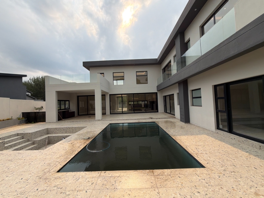 5 Bedroom Property for Sale in Eye of Africa Gauteng