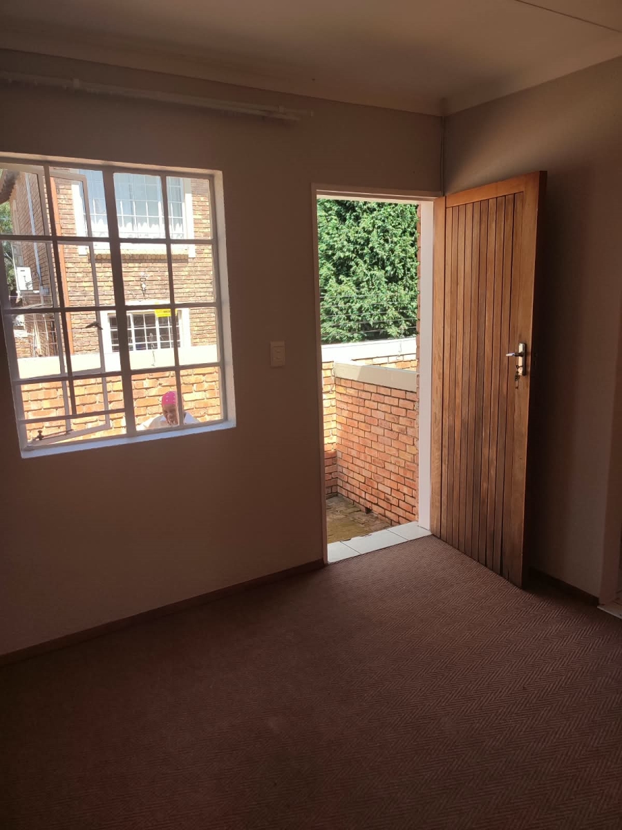 3 Bedroom Property for Sale in Honeydew Grove Gauteng