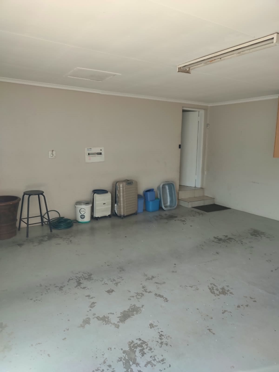 3 Bedroom Property for Sale in Honeydew Grove Gauteng