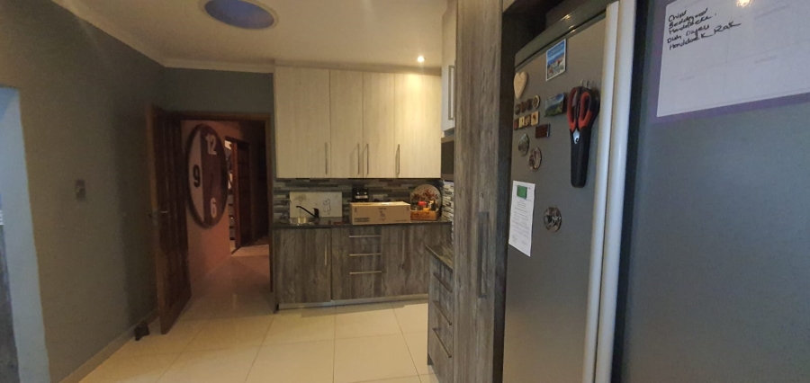 4 Bedroom Property for Sale in Kenmare Gauteng