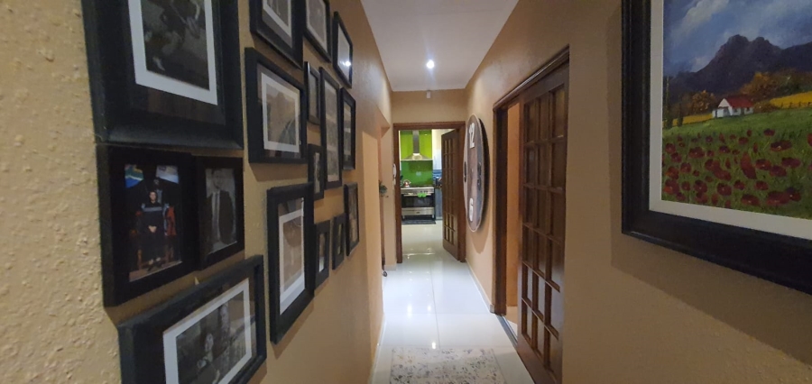 4 Bedroom Property for Sale in Kenmare Gauteng