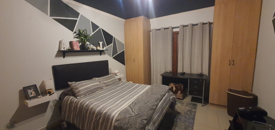 4 Bedroom Property for Sale in Kenmare Gauteng