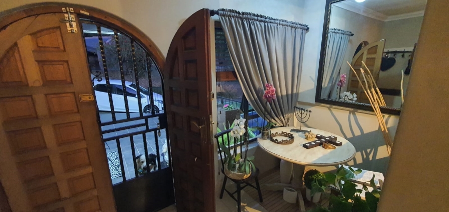 4 Bedroom Property for Sale in Kenmare Gauteng