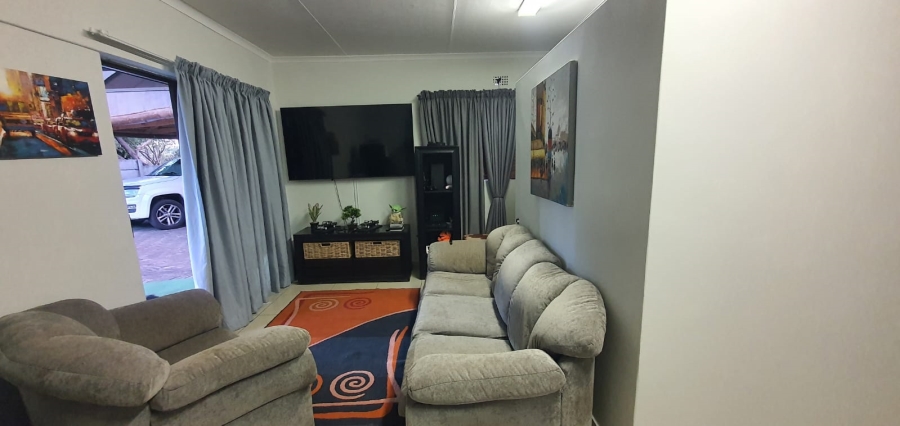 4 Bedroom Property for Sale in Kenmare Gauteng