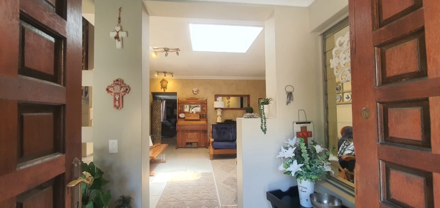 4 Bedroom Property for Sale in Kenmare Gauteng
