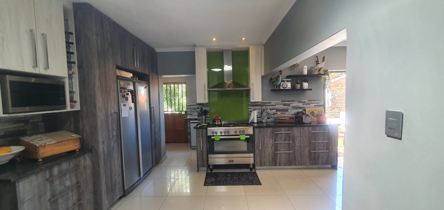4 Bedroom Property for Sale in Kenmare Gauteng