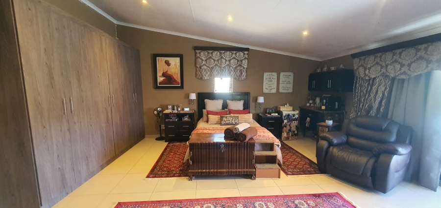 4 Bedroom Property for Sale in Kenmare Gauteng
