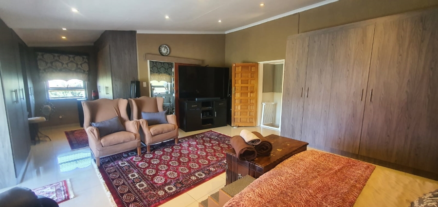 4 Bedroom Property for Sale in Kenmare Gauteng