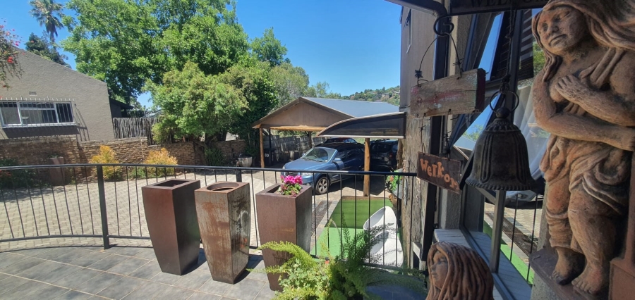 4 Bedroom Property for Sale in Kenmare Gauteng