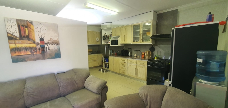 4 Bedroom Property for Sale in Kenmare Gauteng