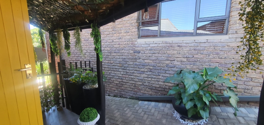 4 Bedroom Property for Sale in Kenmare Gauteng