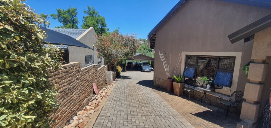 4 Bedroom Property for Sale in Kenmare Gauteng