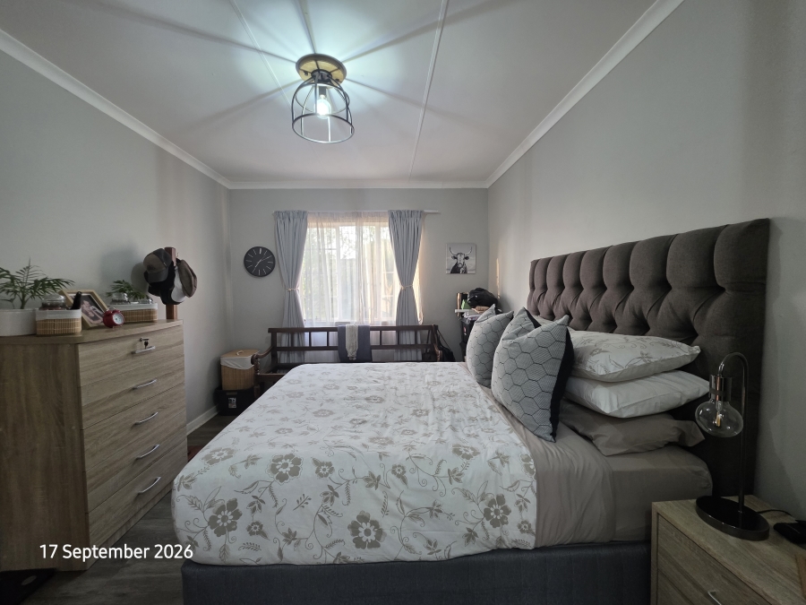 To Let 2 Bedroom Property for Rent in Rietvalleirand Gauteng