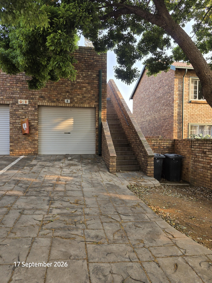 To Let 2 Bedroom Property for Rent in Rietvalleirand Gauteng
