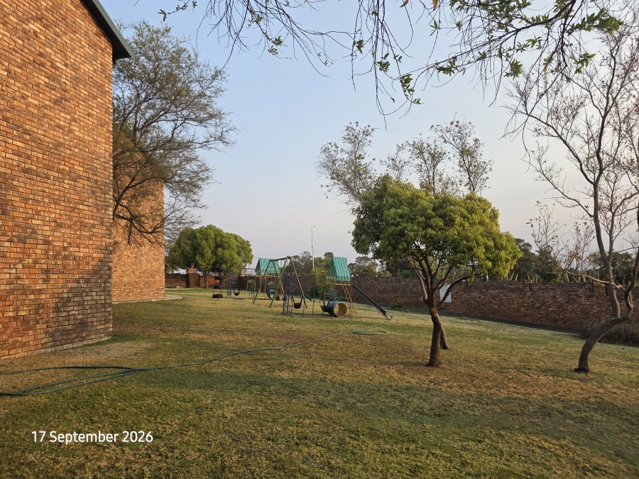 To Let 2 Bedroom Property for Rent in Rietvalleirand Gauteng