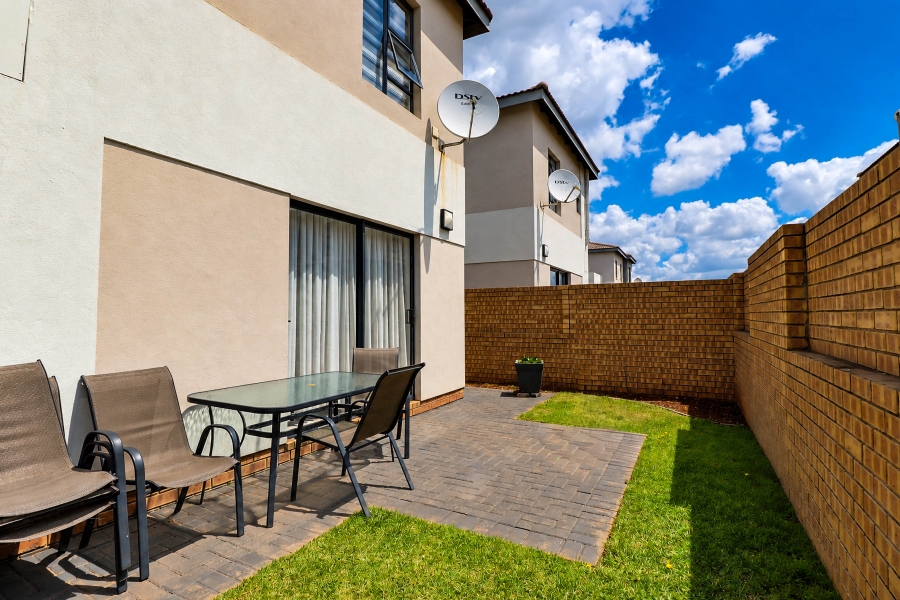 3 Bedroom Property for Sale in Thatchfield Estate Gauteng