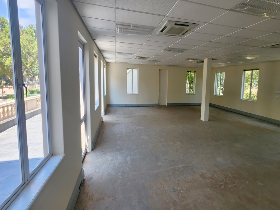 To Let Commercial Property for Rent in Wierda Valley Gauteng