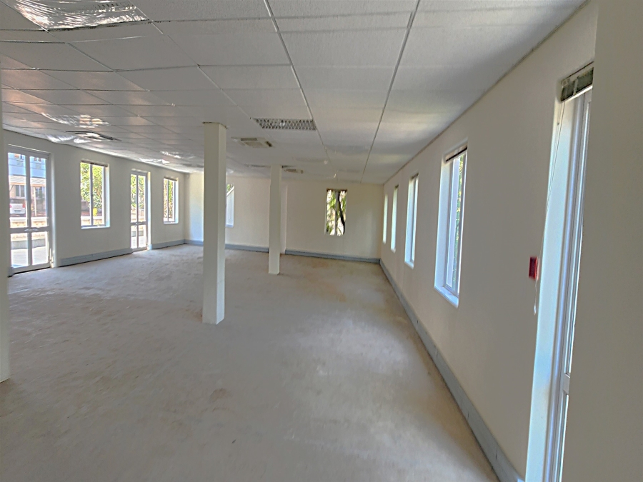 To Let Commercial Property for Rent in Wierda Valley Gauteng