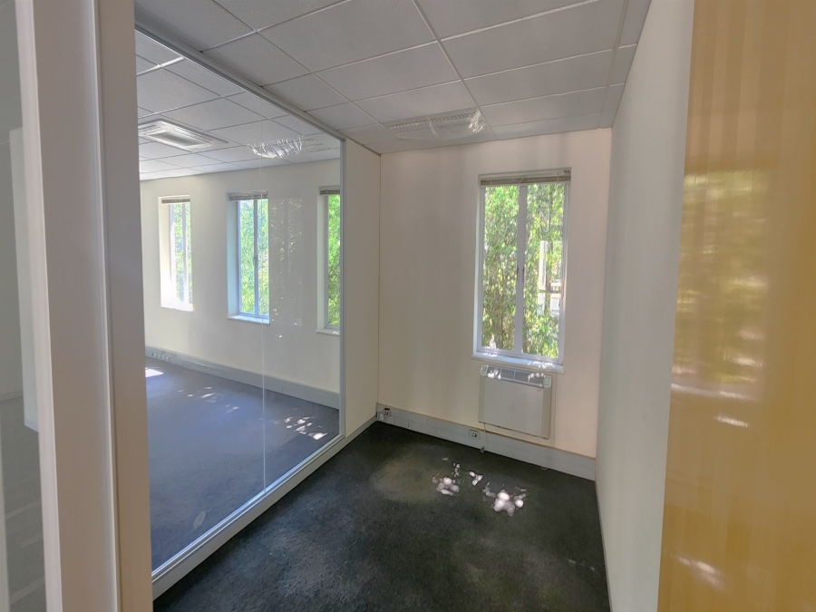 To Let Commercial Property for Rent in Wierda Valley Gauteng