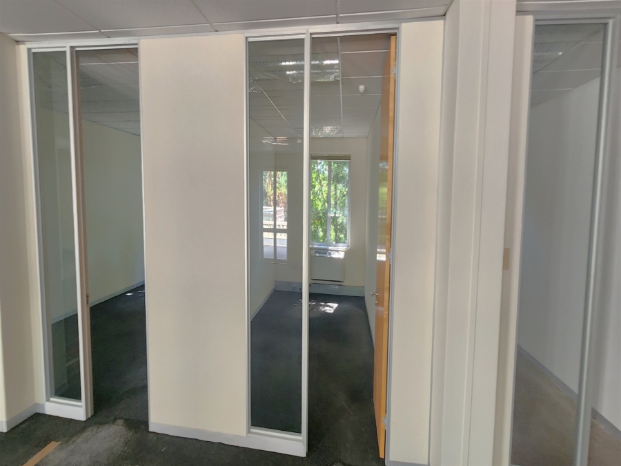 To Let Commercial Property for Rent in Wierda Valley Gauteng