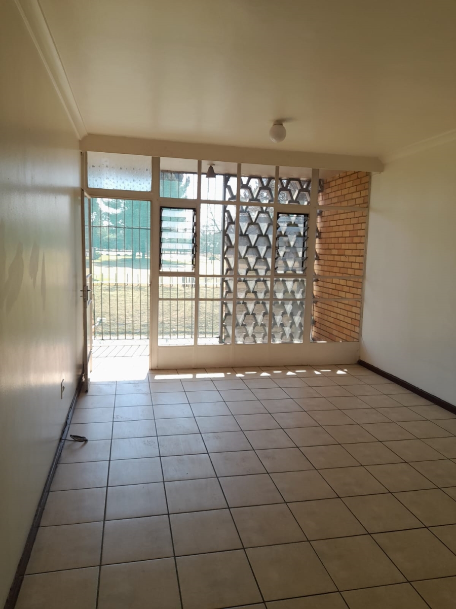 To Let 1 Bedroom Property for Rent in Randhart Gauteng