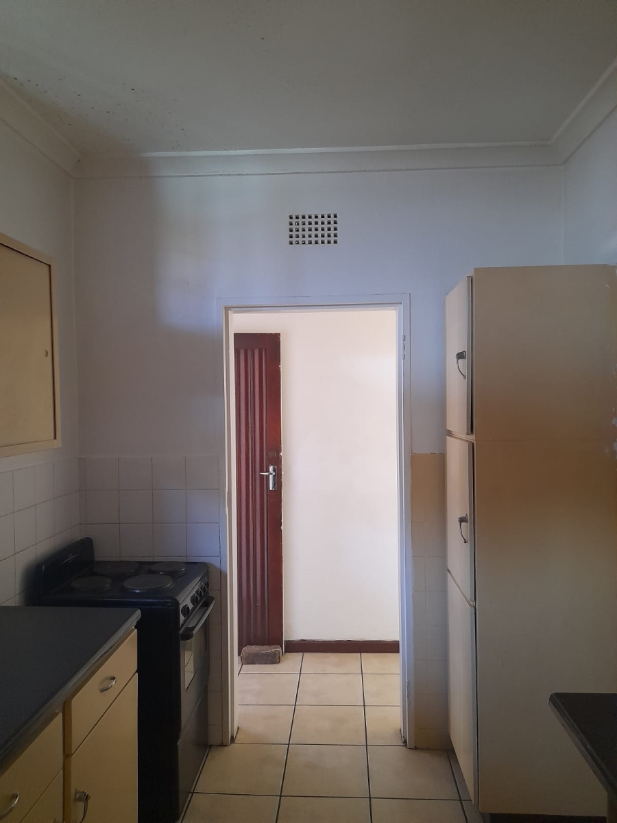 To Let 1 Bedroom Property for Rent in Randhart Gauteng