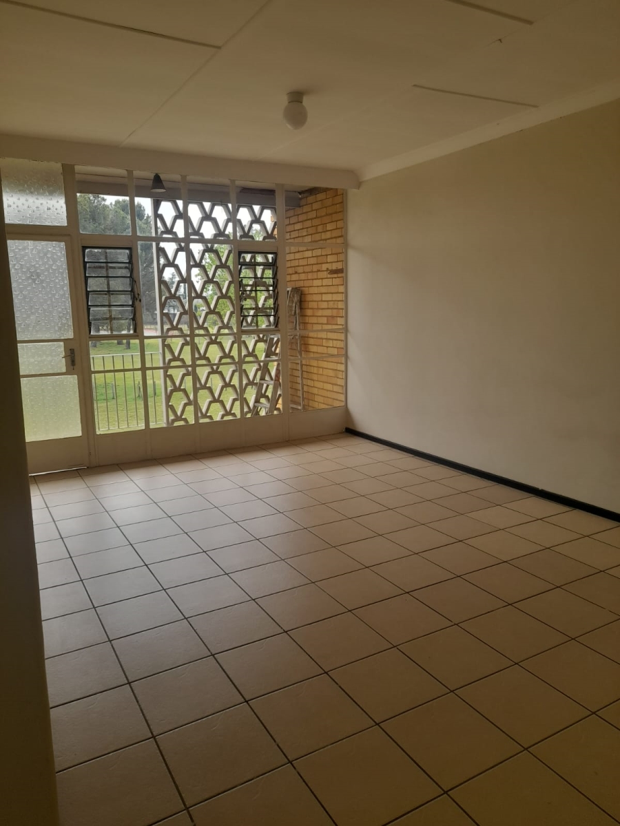 To Let 1 Bedroom Property for Rent in Randhart Gauteng