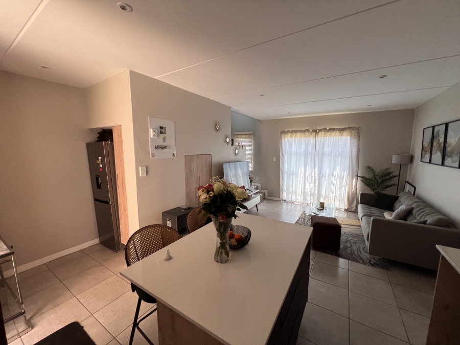 To Let 2 Bedroom Property for Rent in Albertsdal Gauteng