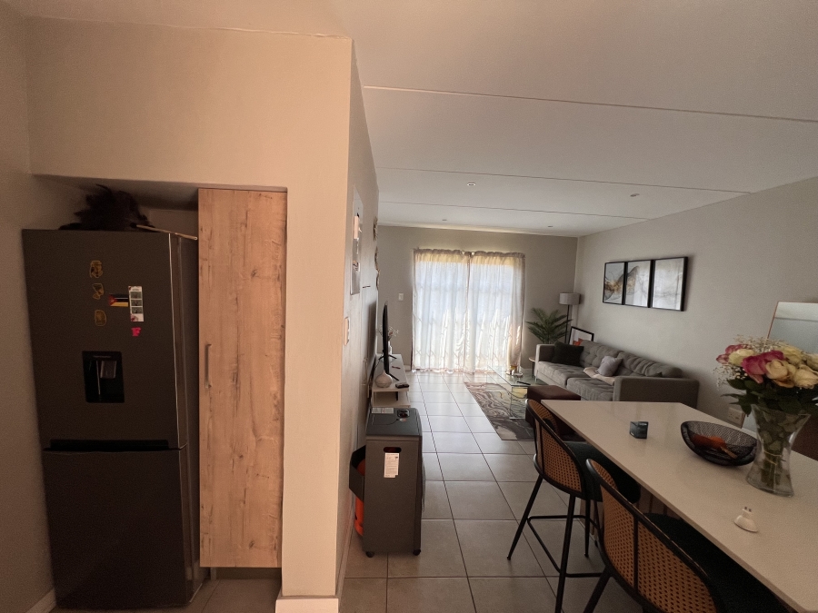 To Let 2 Bedroom Property for Rent in Albertsdal Gauteng