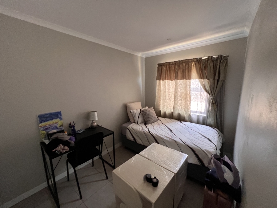 To Let 2 Bedroom Property for Rent in Albertsdal Gauteng