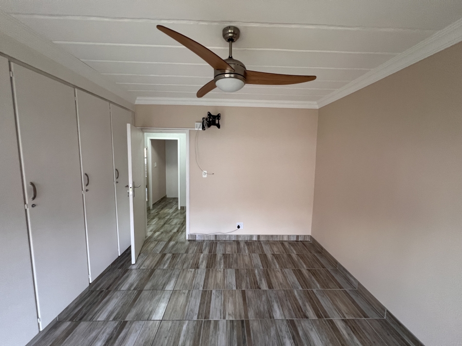 To Let 2 Bedroom Property for Rent in Randhart Gauteng