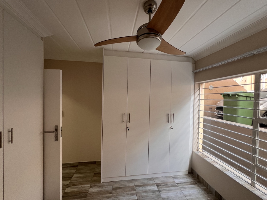 To Let 2 Bedroom Property for Rent in Randhart Gauteng