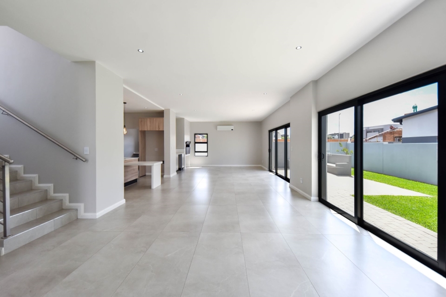 5 Bedroom Property for Sale in Fountainbrook Estate Gauteng