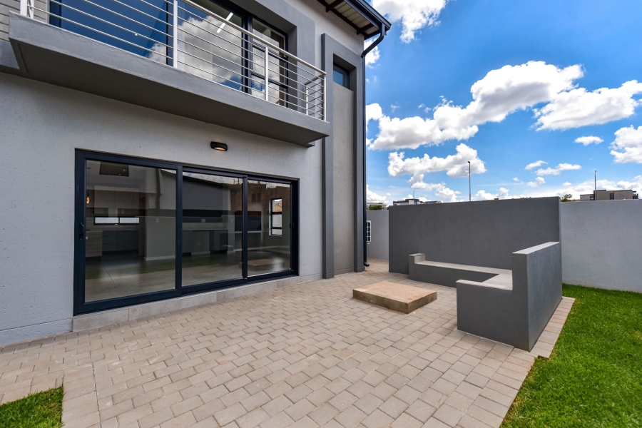 5 Bedroom Property for Sale in Fountainbrook Estate Gauteng
