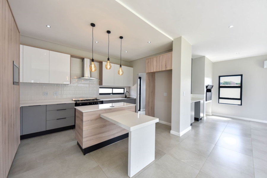 5 Bedroom Property for Sale in Fountainbrook Estate Gauteng