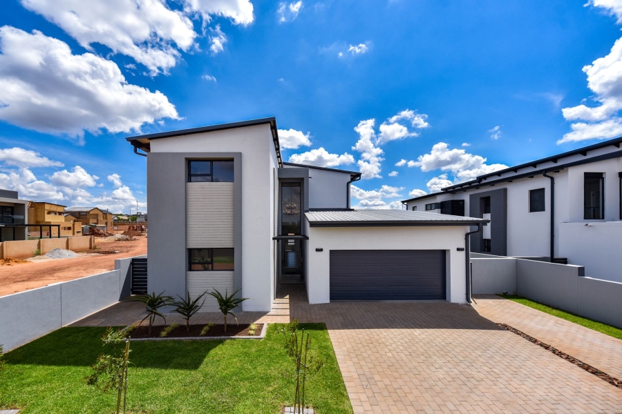 5 Bedroom Property for Sale in Fountainbrook Estate Gauteng