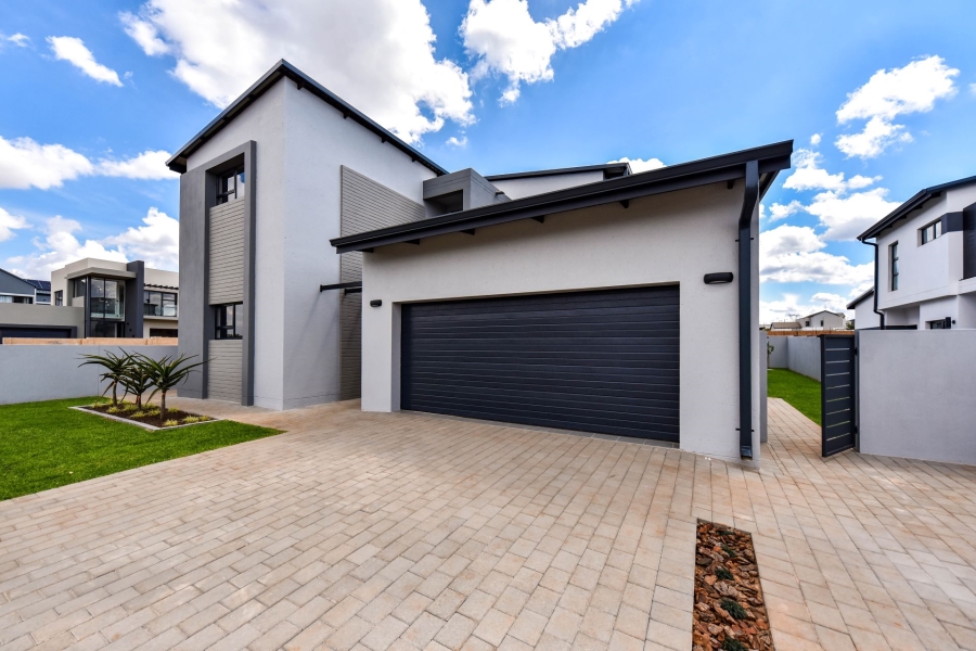 5 Bedroom Property for Sale in Fountainbrook Estate Gauteng