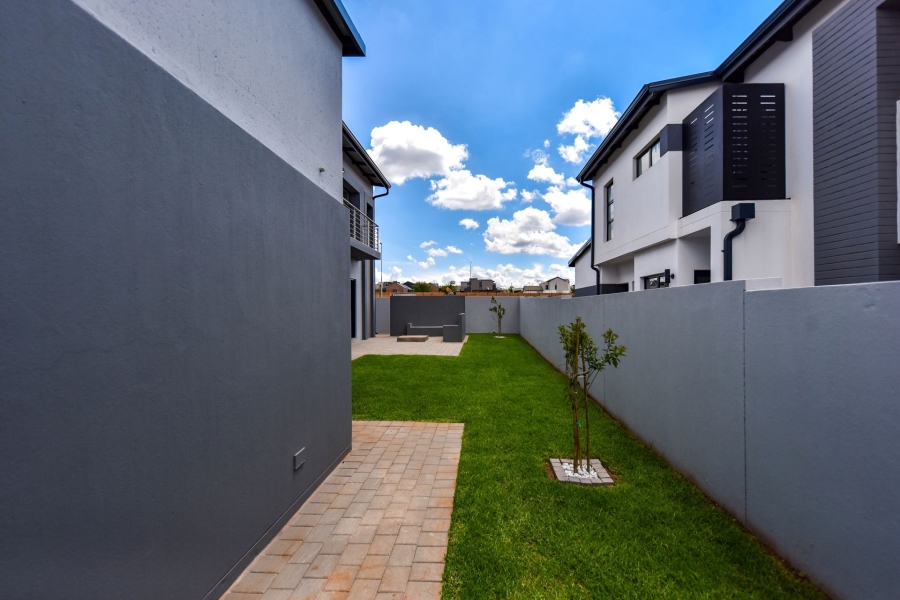 5 Bedroom Property for Sale in Fountainbrook Estate Gauteng