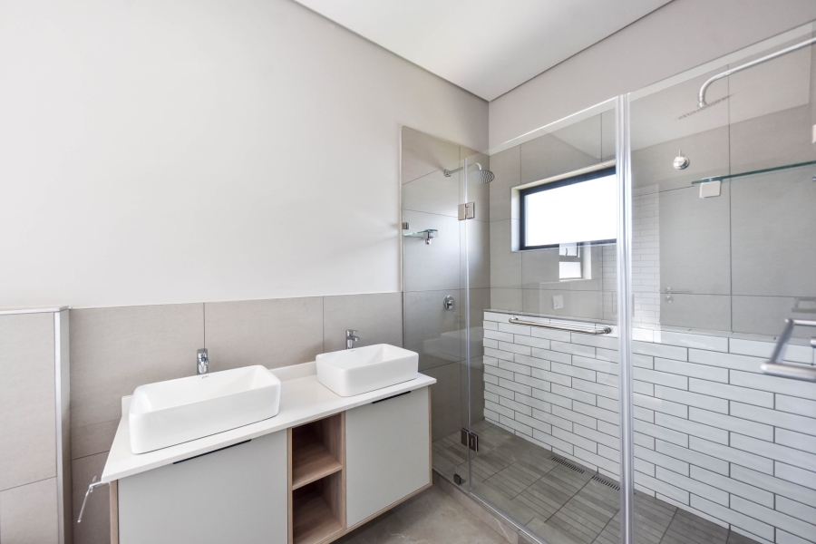 5 Bedroom Property for Sale in Fountainbrook Estate Gauteng