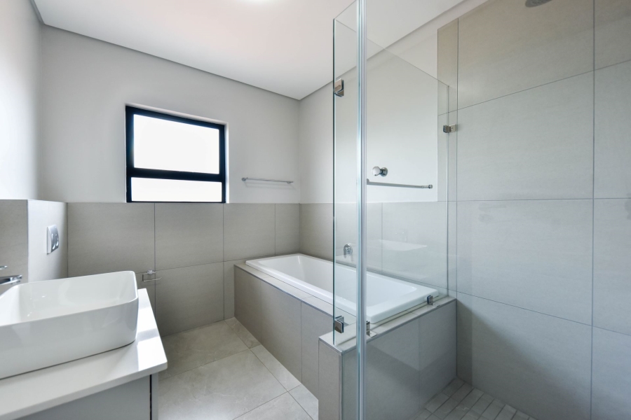 5 Bedroom Property for Sale in Fountainbrook Estate Gauteng