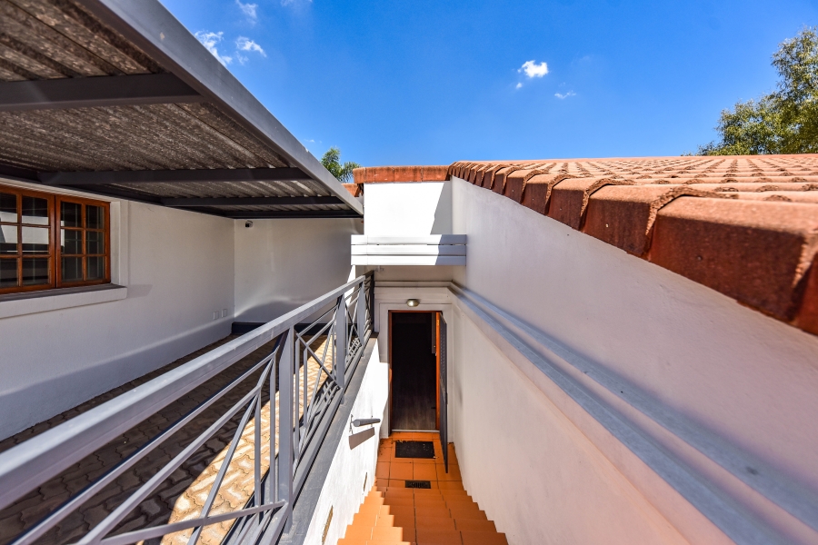 2 Bedroom Property for Sale in Erasmuskloof Gauteng