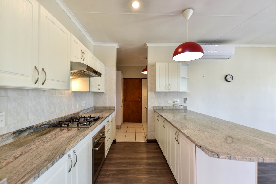 2 Bedroom Property for Sale in Erasmuskloof Gauteng