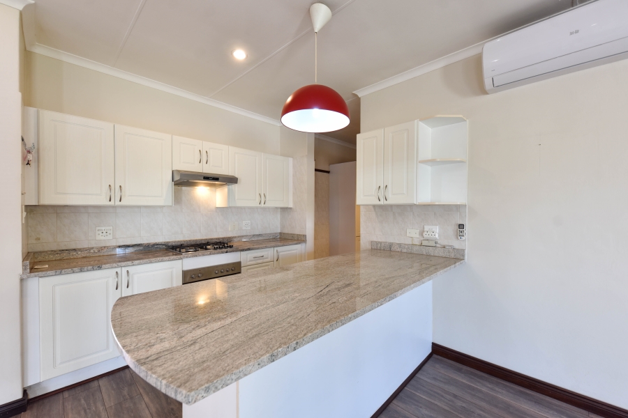 2 Bedroom Property for Sale in Erasmuskloof Gauteng