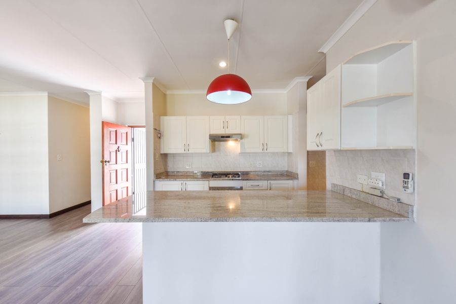 2 Bedroom Property for Sale in Erasmuskloof Gauteng