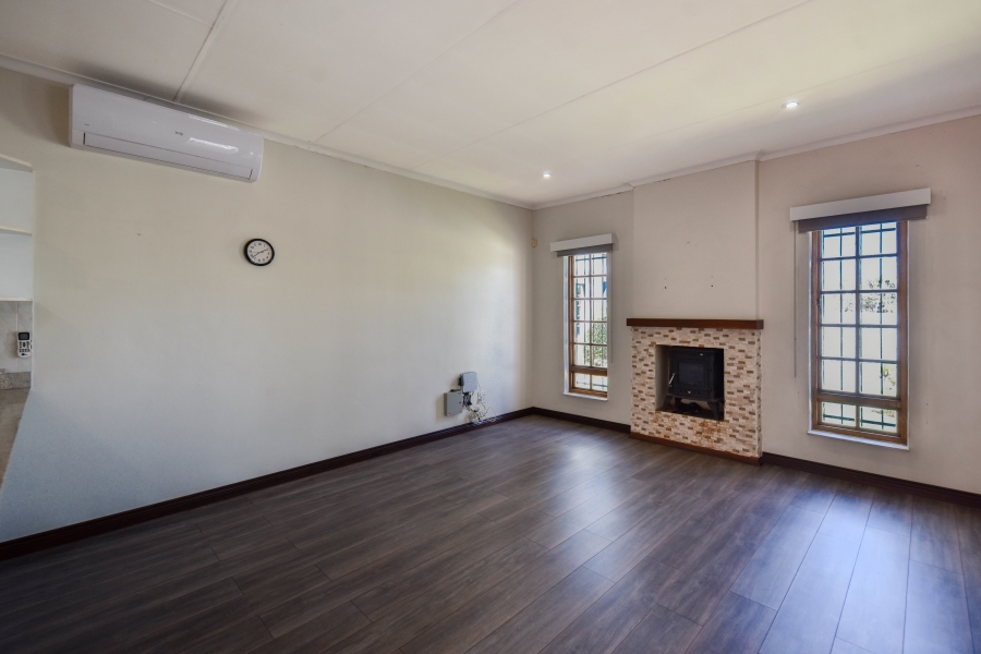 2 Bedroom Property for Sale in Erasmuskloof Gauteng