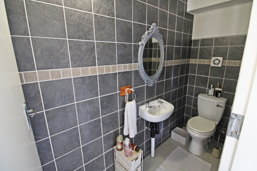 To Let 4 Bedroom Property for Rent in Malanshof Gauteng