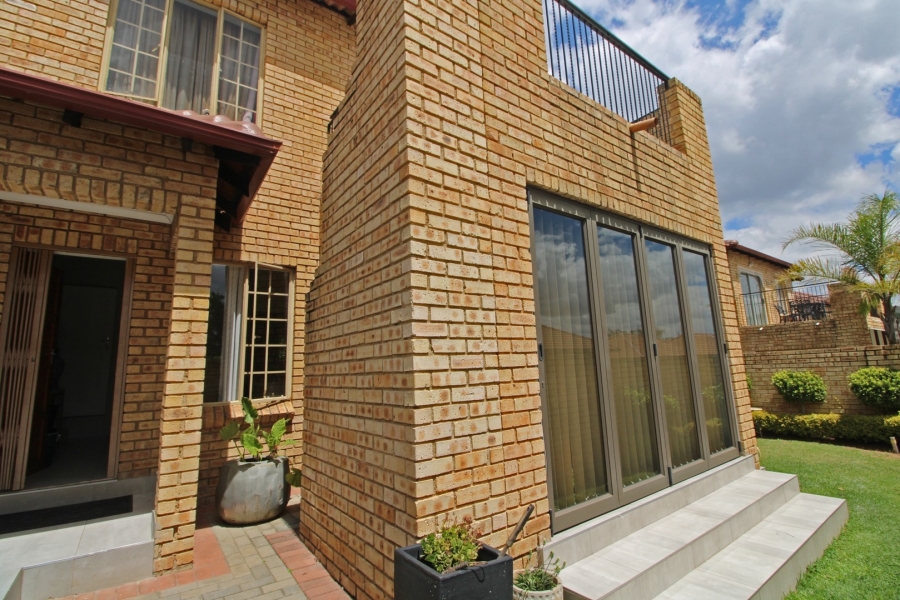 To Let 4 Bedroom Property for Rent in Malanshof Gauteng