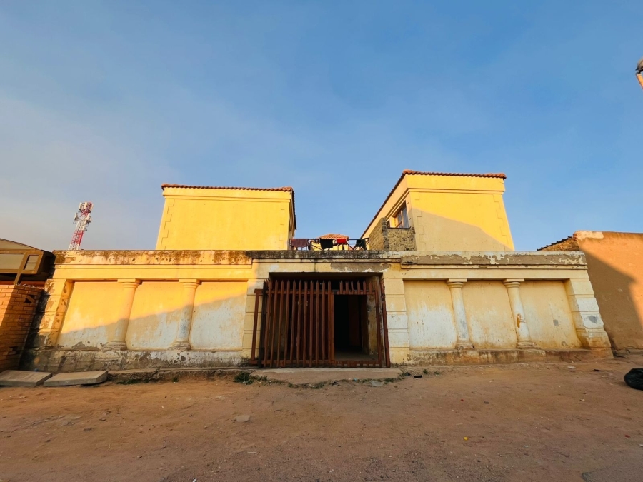 13 Bedroom Property for Sale in Ehlanzeni Gauteng