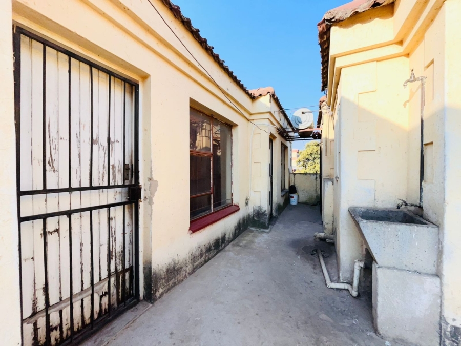 13 Bedroom Property for Sale in Ehlanzeni Gauteng